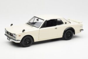 Nissan Skyline 2000 GT-R KPGC110 Bel Kyosho 1:18 08127W Kovina