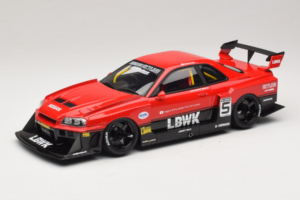 Nissan Skyline ER34 LB Super Silhouette Active Red GT Spirit 1:18 GT570 Smola