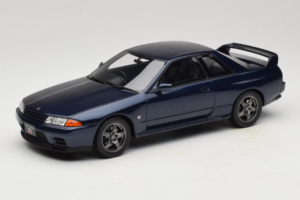 Nissan Skyline GT-R BNR32 Dark Blue Pearl Otto 1:18 OT1199 Smola
