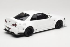 Nissan Skyline GT-R BNR34 by KRC Pearl White Otto 1:18 OT1135 Smola – slika 2 od 6