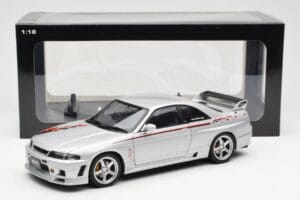 Nissan Skyline GT-R R33 R-Tune Srebrna AUTOart 1:18 77326 Kovina – slika 8 od 8