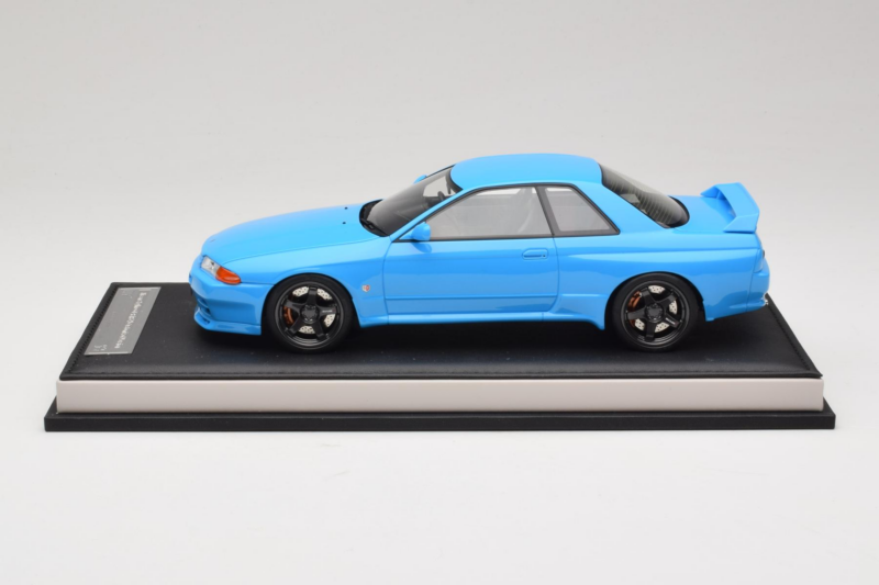 Nissan Skyline GT-R R32 Customized Version Moder MotorHelix 1:18 MH029CB Smola