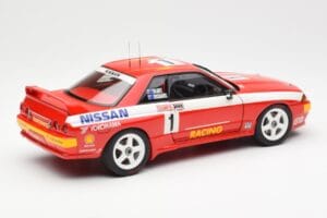 Nissan Skyline GT-R R32 #1 J. Richards / M. Skaife Bathurst 1000 Winner 1992 AUTOart 1:18 89279 Kovina – slika 3 od 8