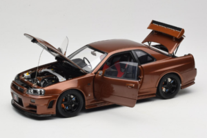 Nissan Skyline GT-R R34 Customized Metallic Bronze MotorHelix 1:18 M83414 Kovina – slika 2 od 8