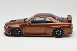 Nissan Skyline GT-R R34 Customized Metallic Bronze MotorHelix 1:18 M83414 Kovina – slika 4 od 8