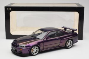 Nissan Skyline GT-R R34 V-Spec Midnight Vijolična AUTOart 1:18 77305 Kovina – slika 8 od 8