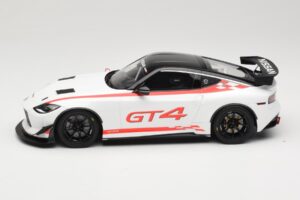 Nissan Z RZ34 GT4 Presentation 2022 Otto 1:18 OT1124 Smola – slika 3 od 6