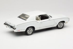 Oldsmobile Cutlass SX Bel ERTL 1:18 33775 Kovina – slika 3 od 8