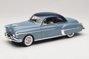 Oldsmobile 88 Moder Grease Auto World 1:18 AWSS103/06 Kovina