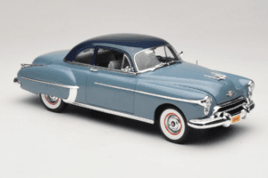 Oldsmobile 88 Moder Grease Auto World 1:18 AWSS103/06 Kovina – slika 6 od 8