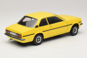 Opel Ascona B SR Rumen Opraskana Sprednja Stran Sun Star 1:18 5384 Kovina – slika 3 od 9