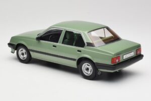 Opel Ascona C Metallic Light Green MCG 1:18 MCG18458 Kovina – slika 5 od 6