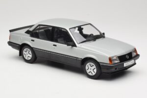 Opel Ascona C SR Srebrna MCG 1:18 MCG18460 Kovina – slika 4 od 6