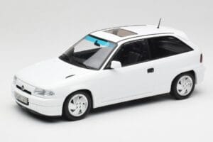 Opel Astra F GSi Blanc Casablanca Norev 1:18 183673 Kovina