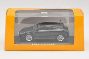 Opel Astra H OPC Črn Minichamps 1:43 90399890 Kovina – slika 4 od 4