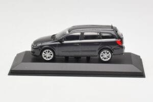Opel Astra H Karavan Temno Siva Minichamps 1:43 ASTRA002 Kovina