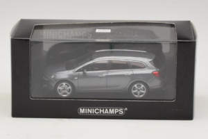 Opel Astra J Sports Tourer Minichamps 1:43 400049014 Kovina – slika 4 od 4