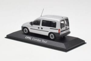 Opel Combo C Srebrna Minichamps 1:43 COMBO001 Kovina – slika 3 od 4