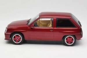 Opel Corsa A Custom Rdeč MCG 1:18 MCG18433 Kovina – slika 3 od 6