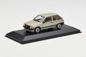 Opel Corsa A Swing Zelen Minichamps 1:43 400045002 Kovina – slika 2 od 4