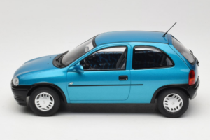 Opel Corsa B Blue Metallic MCG 1:18 MCG18514 Kovina – slika 3 od 6
