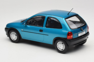 Opel Corsa B Blue Metallic MCG 1:18 MCG18514 Kovina – slika 5 od 6
