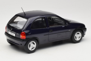 Opel Corsa B Dark Blue Metallic MCG 1:18 MCG18905 Kovina – slika 2 od 6