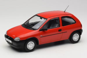 Opel Corsa B Rdeča MCG 1:18 MCG18513 Kovina