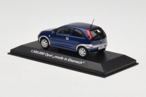 Opel Corsa C 1.5M Made in Eisenach Minichamps 1:43 OPEL003 Kovina – slika 3 od 4