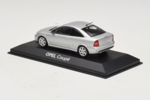 Opel Coupe Bertone Srebrn Minichamps 1:43 B24910027 Kovina – slika 3 od 4