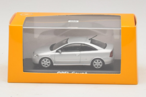Opel Coupe Bertone Srebrn Minichamps 1:43 B24910027 Kovina – slika 4 od 4