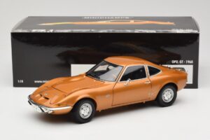 Opel GT Zlat Minichamps 1:18 180049025 Kovina – slika 8 od 8