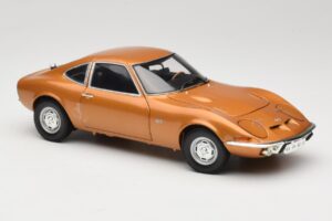 Opel GT Zlat Minichamps 1:18 180049025 Kovina – slika 6 od 8