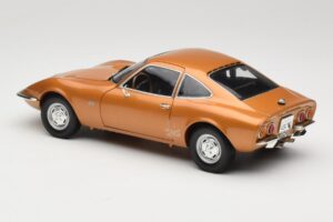 Opel GT Zlat Minichamps 1:18 180049025 Kovina – slika 7 od 8