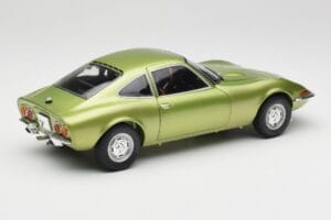 Opel GT Green Metallic Minichamps 1:18 180049029 Kovina – slika 3 od 8