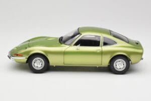 Opel GT Green Metallic Minichamps 1:18 180049029 Kovina – slika 4 od 8