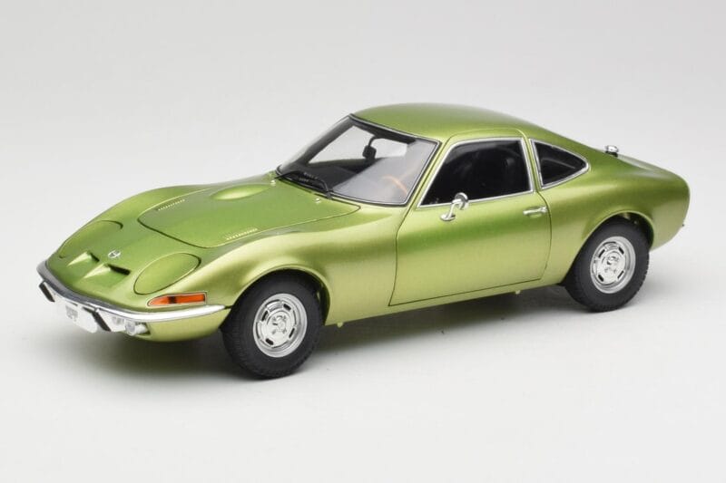 Opel GT Green Metallic Minichamps 1:18 180049029 Kovina