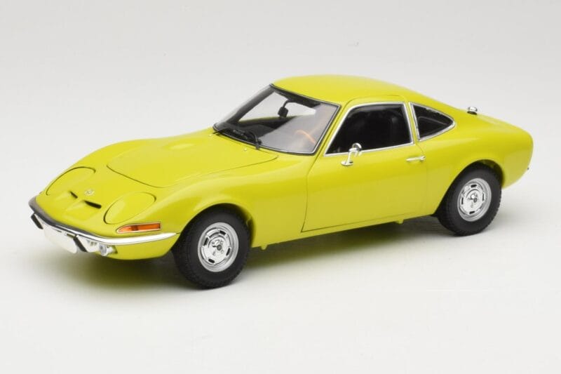 Opel GT Rumena Minichamps 1:18 180049032 Kovina
