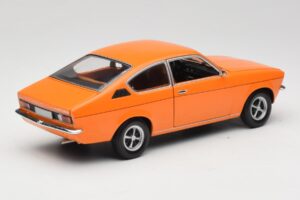 Opel Kadett C Coupe Oranžen Minichamps 1:18 180045622 Kovina – slika 3 od 8