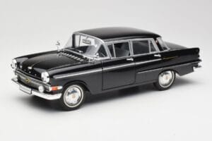 Opel Kapitan P1 Črna Revell 1:18 08822 Kovina