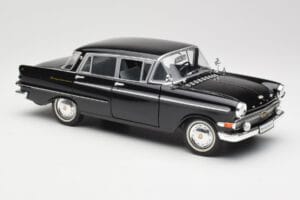 Opel Kapitan P1 Črna Revell 1:18 08822 Kovina – slika 6 od 8
