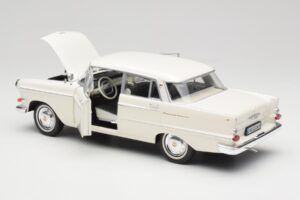Opel Kapitan P2 Bel Revell 1:18 08821-M1 Kovina – slika 5 od 8