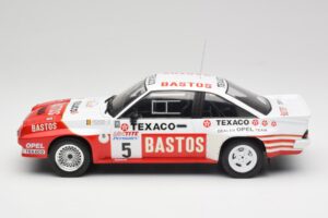 Opel Manta 400 #5 G. Colsoul Rally Ypres 1985 IXO 1:18 18RMC134 Kovina – slika 3 od 6