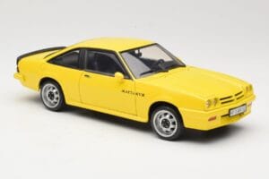 Opel Manta B GT/E Rumen Revell 1:18 08421 Kovina – slika 6 od 8
