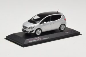 Opel Meriva B Srebrna Metalik Minichamps 1:43 400040000 Kovina – slika 2 od 4