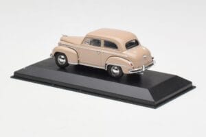 Opel Olympia A Bež Minichamps 1:43 430040404 Kovina – slika 3 od 4
