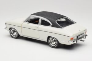 Opel Olympia A Coupe Bela Črna Revell 1:18 8446 Kovina – slika 7 od 8