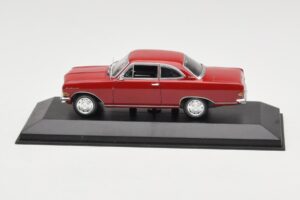 Opel Rekord A Rdeča Minichamps 1:43 400041004 Kovina