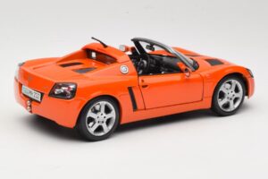 Opel Speedster Oranžen Maisto 1:18 31615 Kovina – slika 3 od 8
