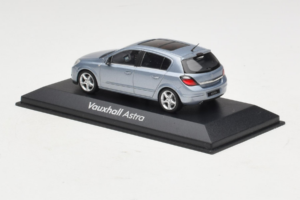 Opel Astra H Blue Metallic Minichamps 1:43 ASTRA004 Kovina – slika 3 od 4